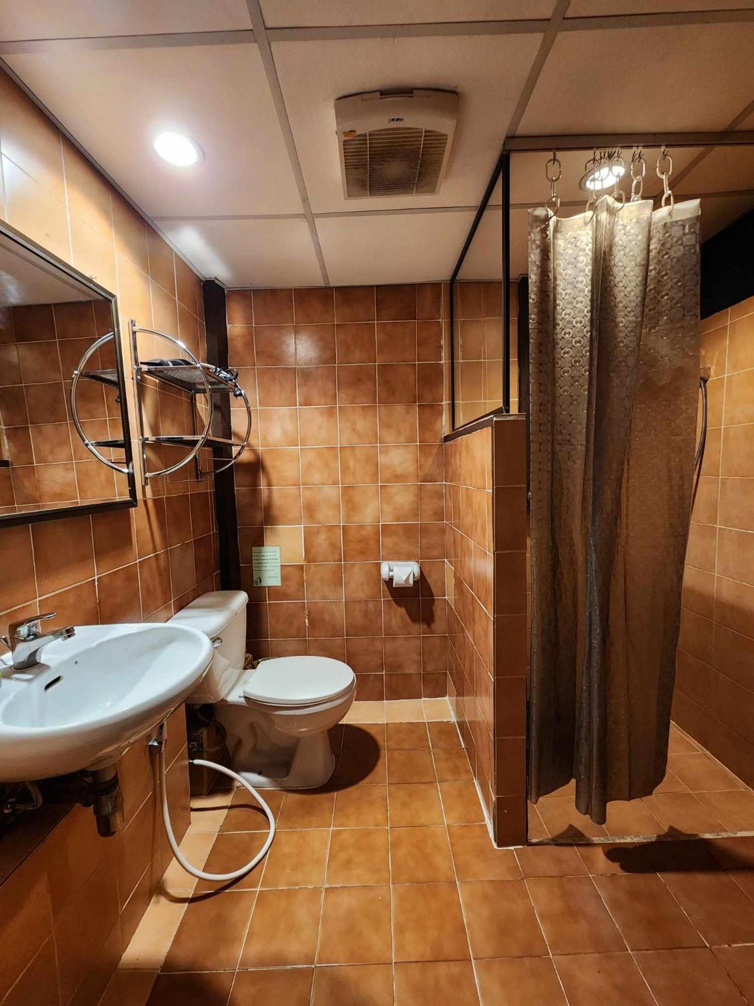 Club One Seven Gay Men Hotel Chiang Mai 51/51