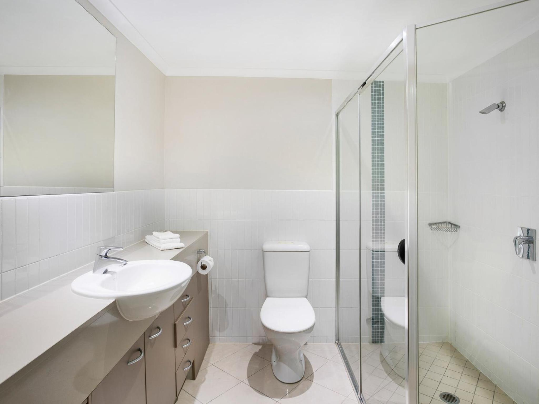 1 Bedroom, Spa, Suite, Queen Bed, Sofa, Pool Access