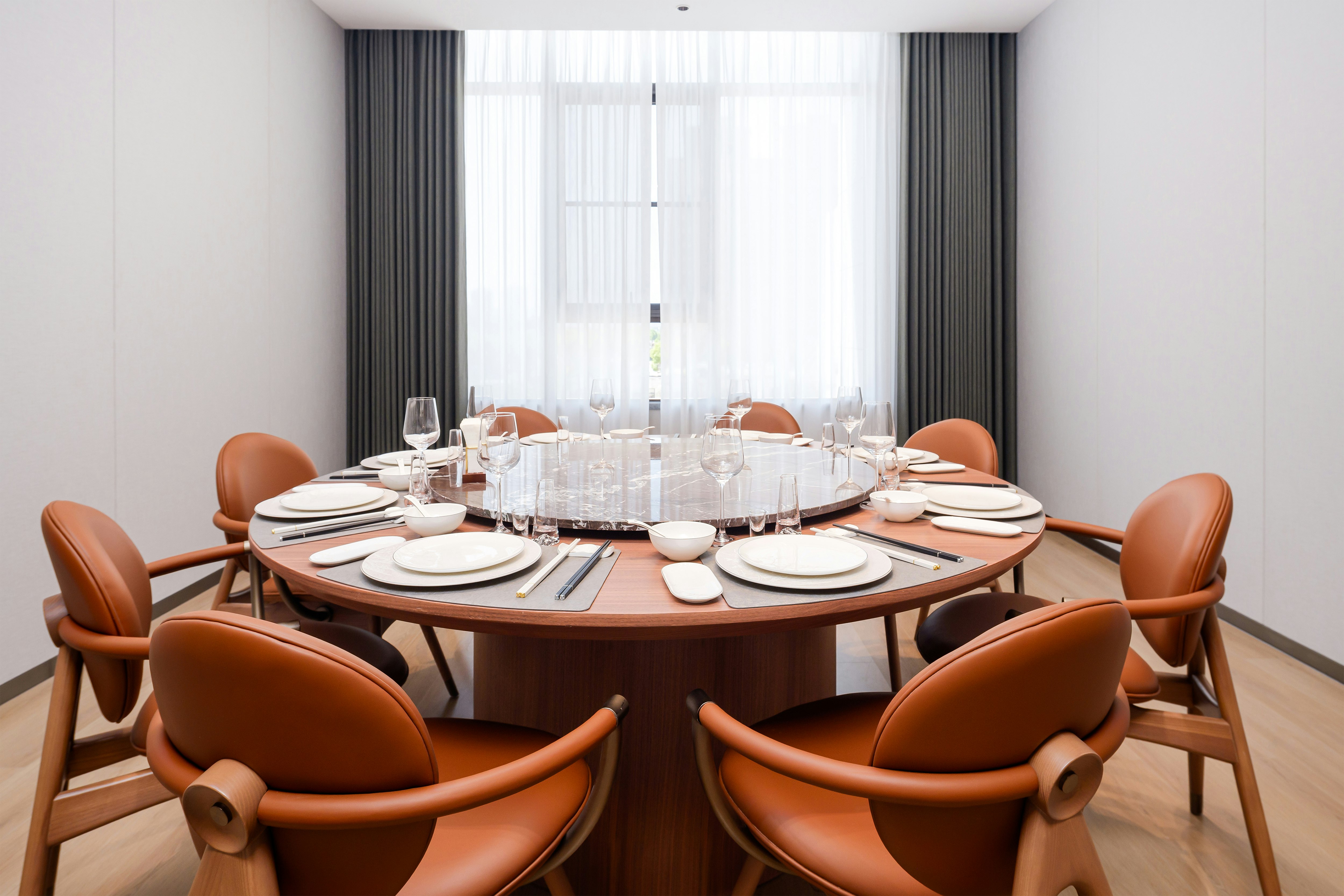 Hilton Garden Inn Xinyang East Railway Station 28/32