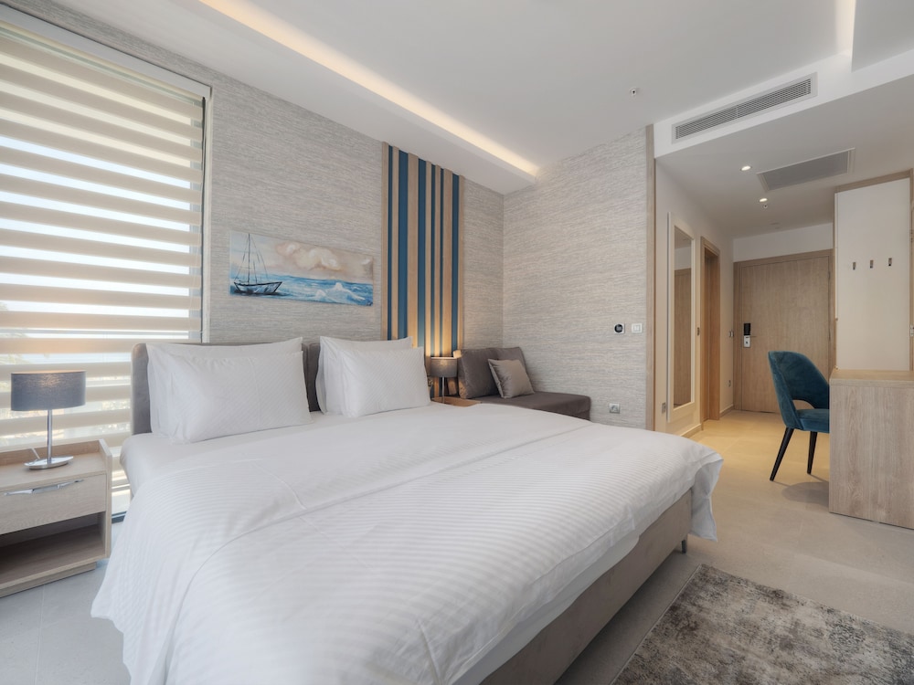 Hotel Montenegro Beach Resort 26/81