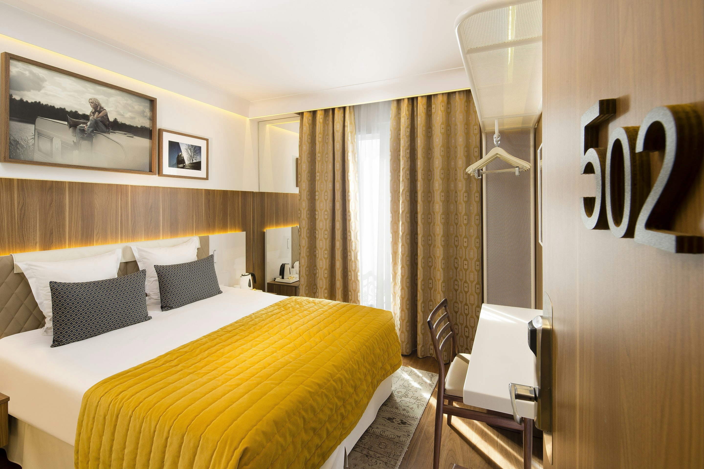 Hotel Eiffel Turenne 15/54