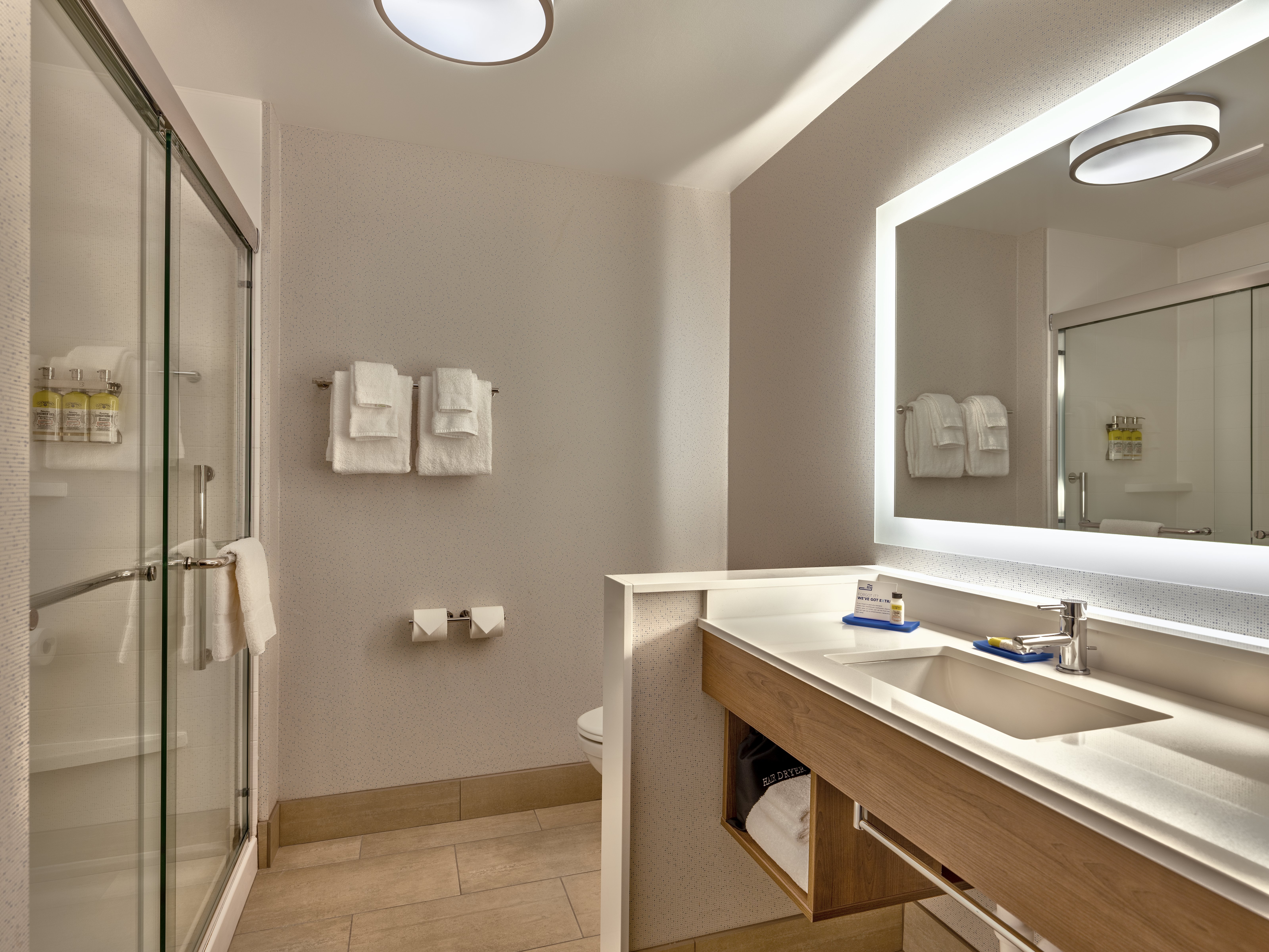 غرفة قياسية بسرير كينج، Holiday Inn Express and Suites Salem North - Keizer 7/8