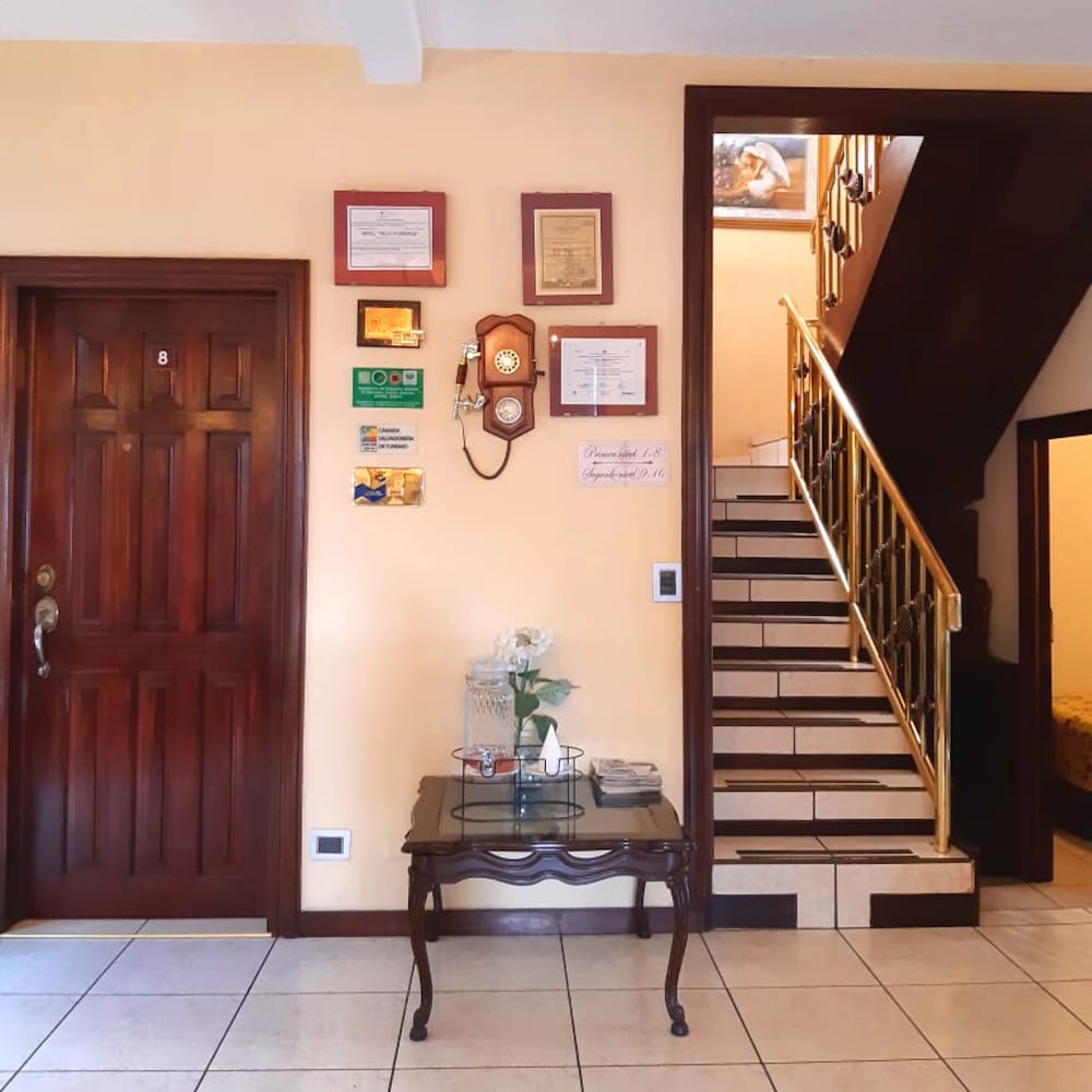 VILLA FLORENCIA ZONA ROSA 9/71