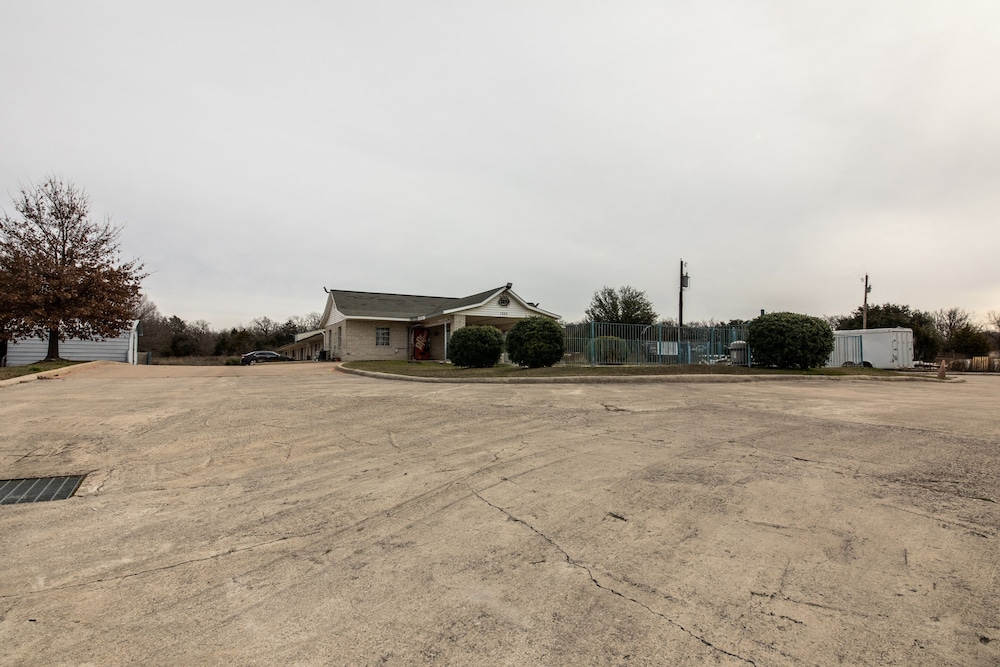OYO Hotel Decatur TX Hwy 287 Northwest in DECATUR - TX