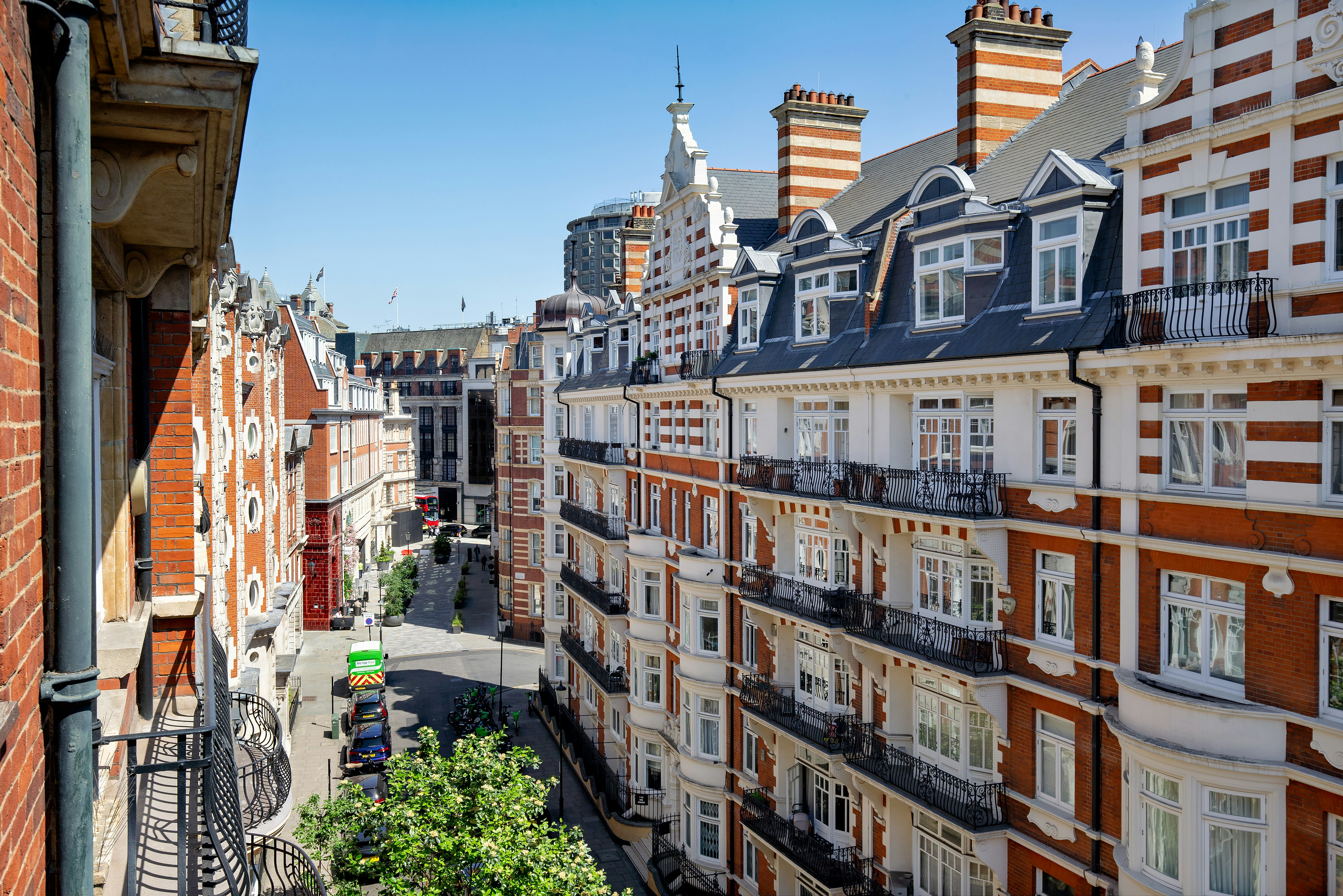 The Capital Hotel Apartments And Townhouse 4/83