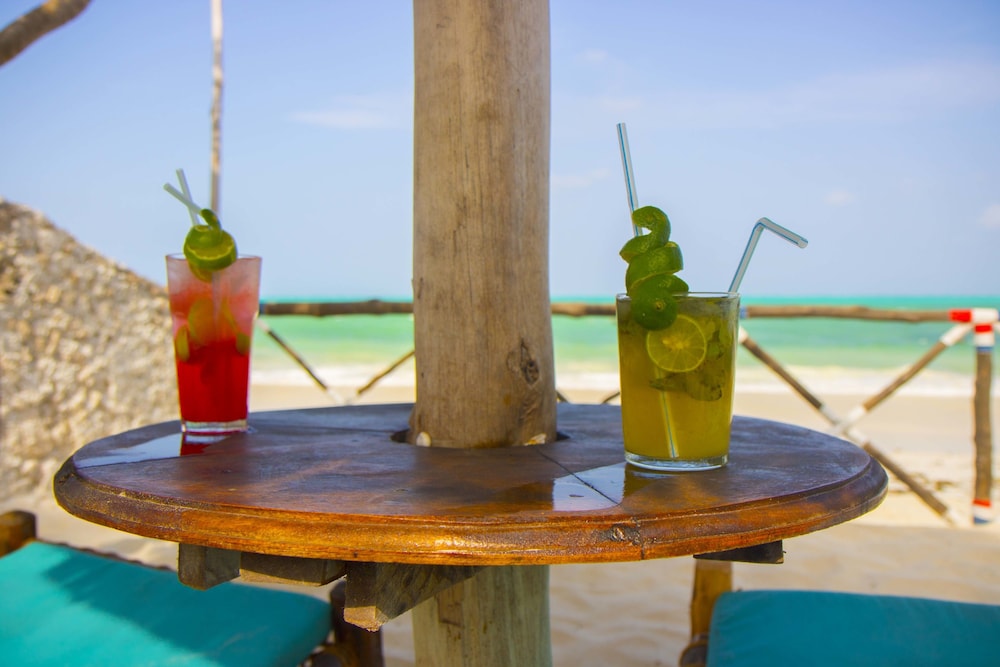 Blue Reef Sport And Fishing Lodge & Bungalows 41/49