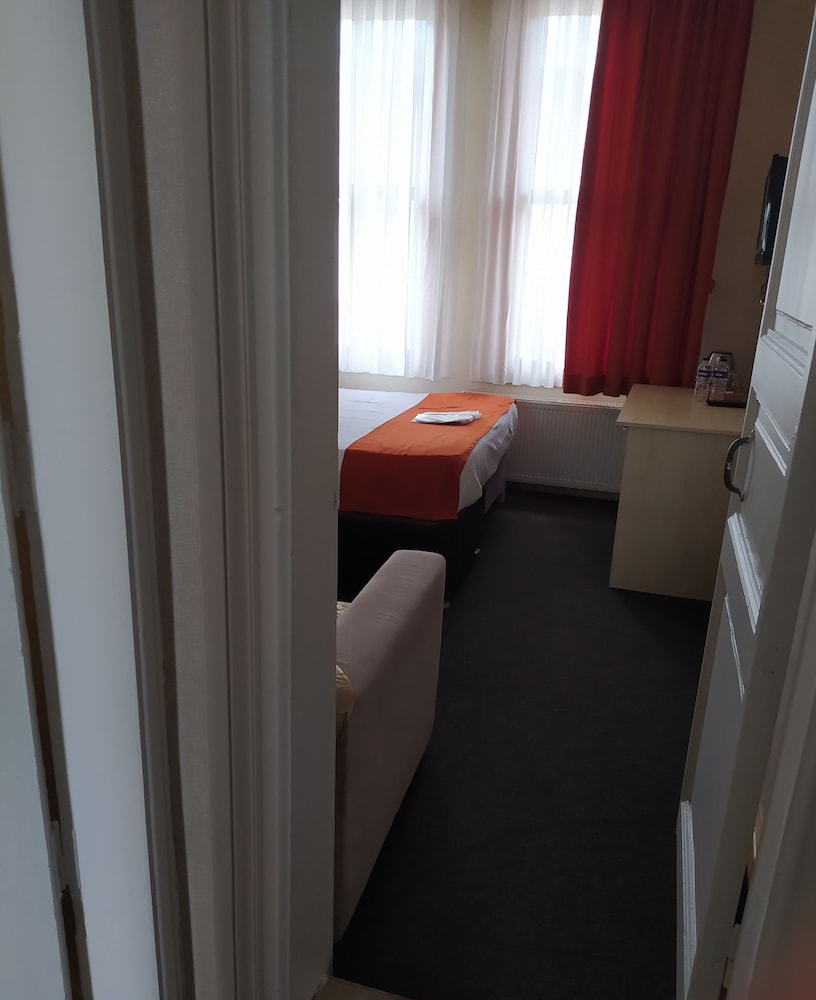 LE SAFRAN SUITE 43/50