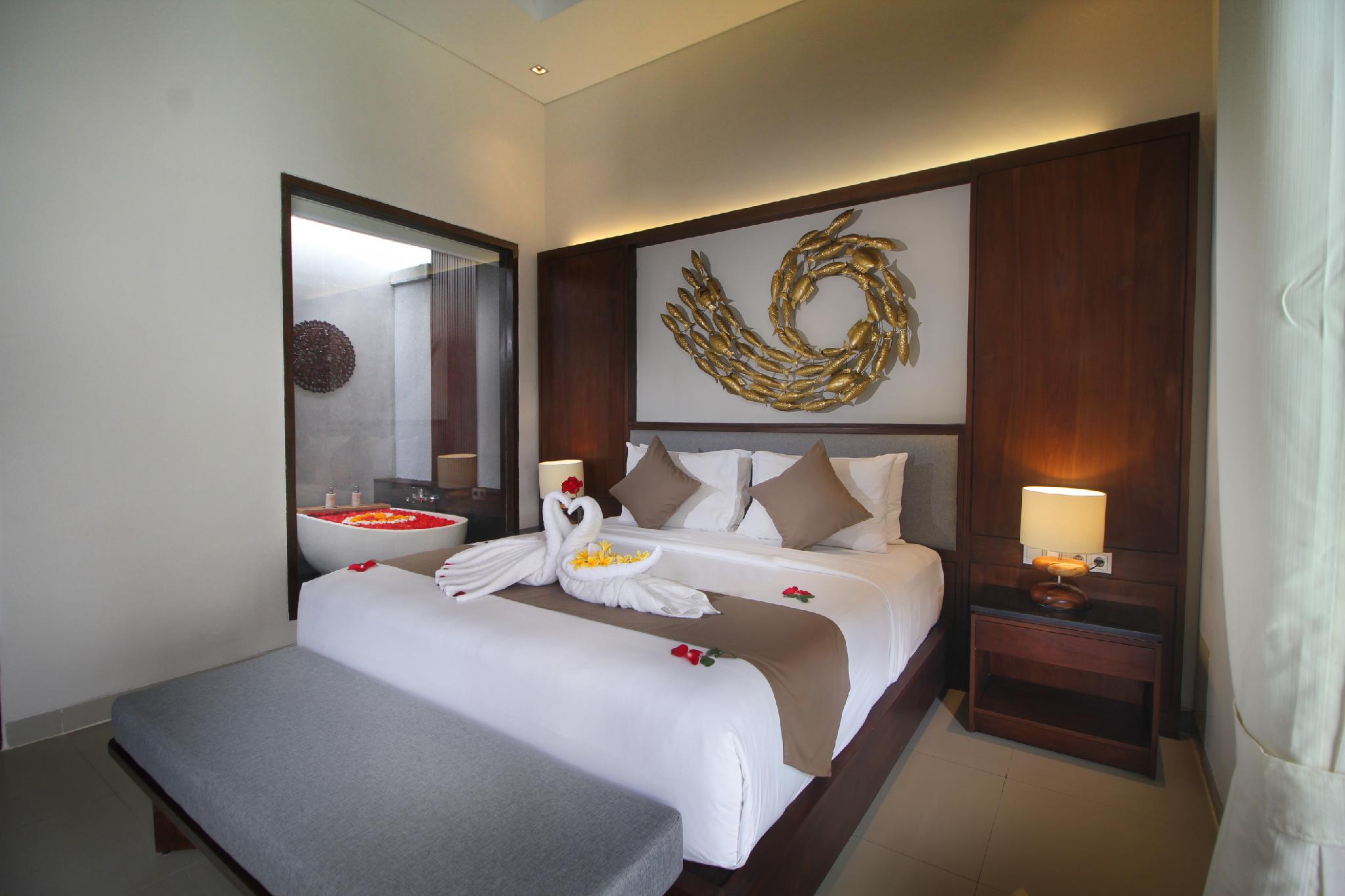 2 Bedrooms, Pool, Villa