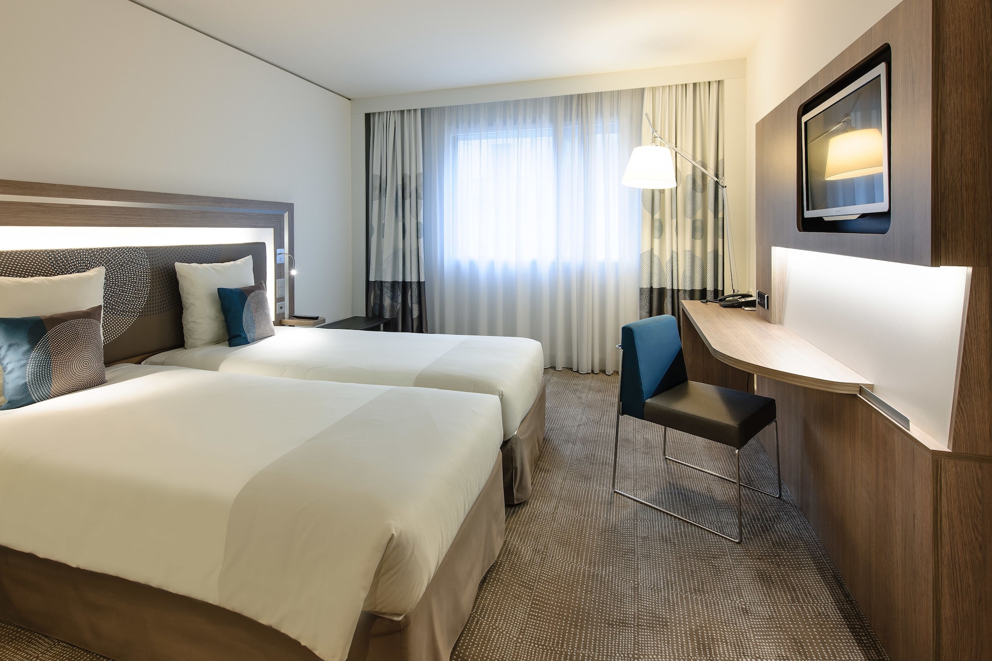 SUPERIOR, TWIN BEDS