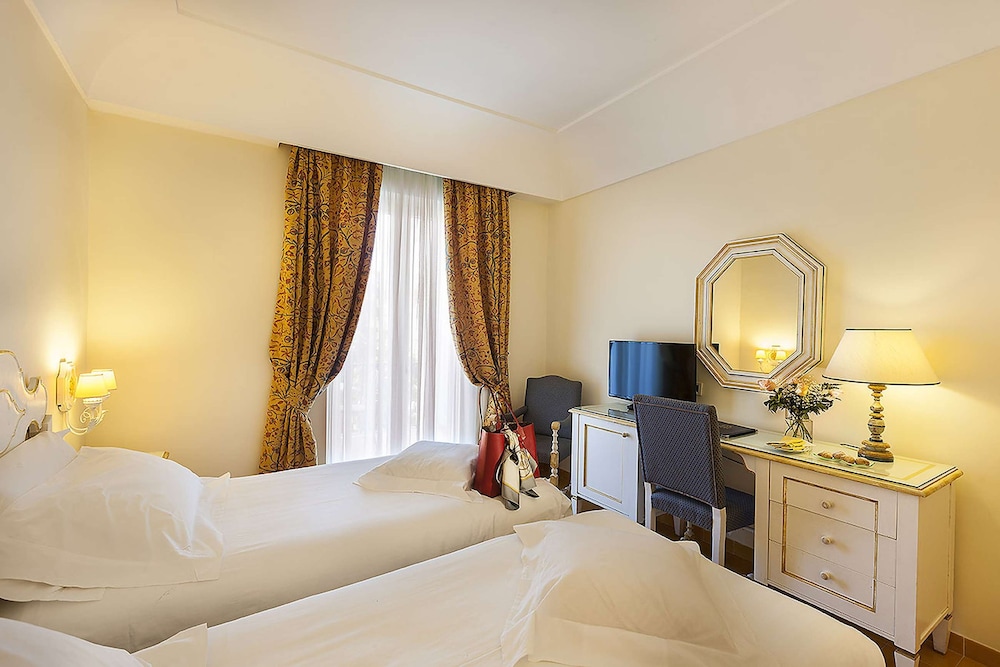 Excelsior Belvedere Hotel & Spa 9/50