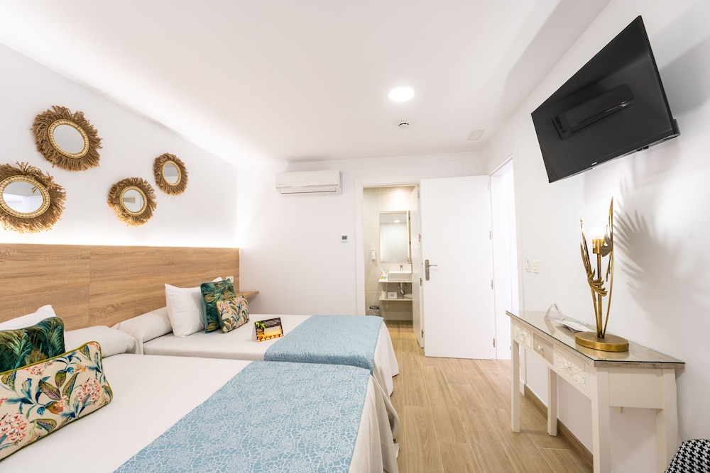Hostal Romerito 23/37