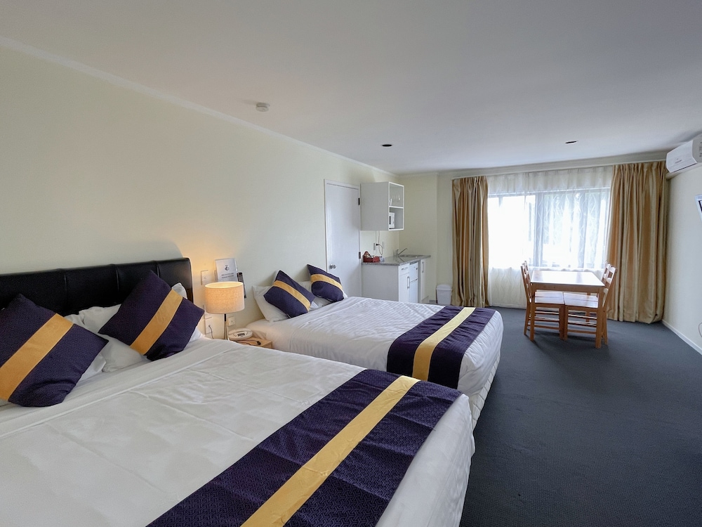 STANDARD, TWIN BEDS