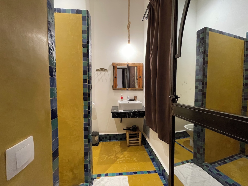 Riad Samarine 38/42
