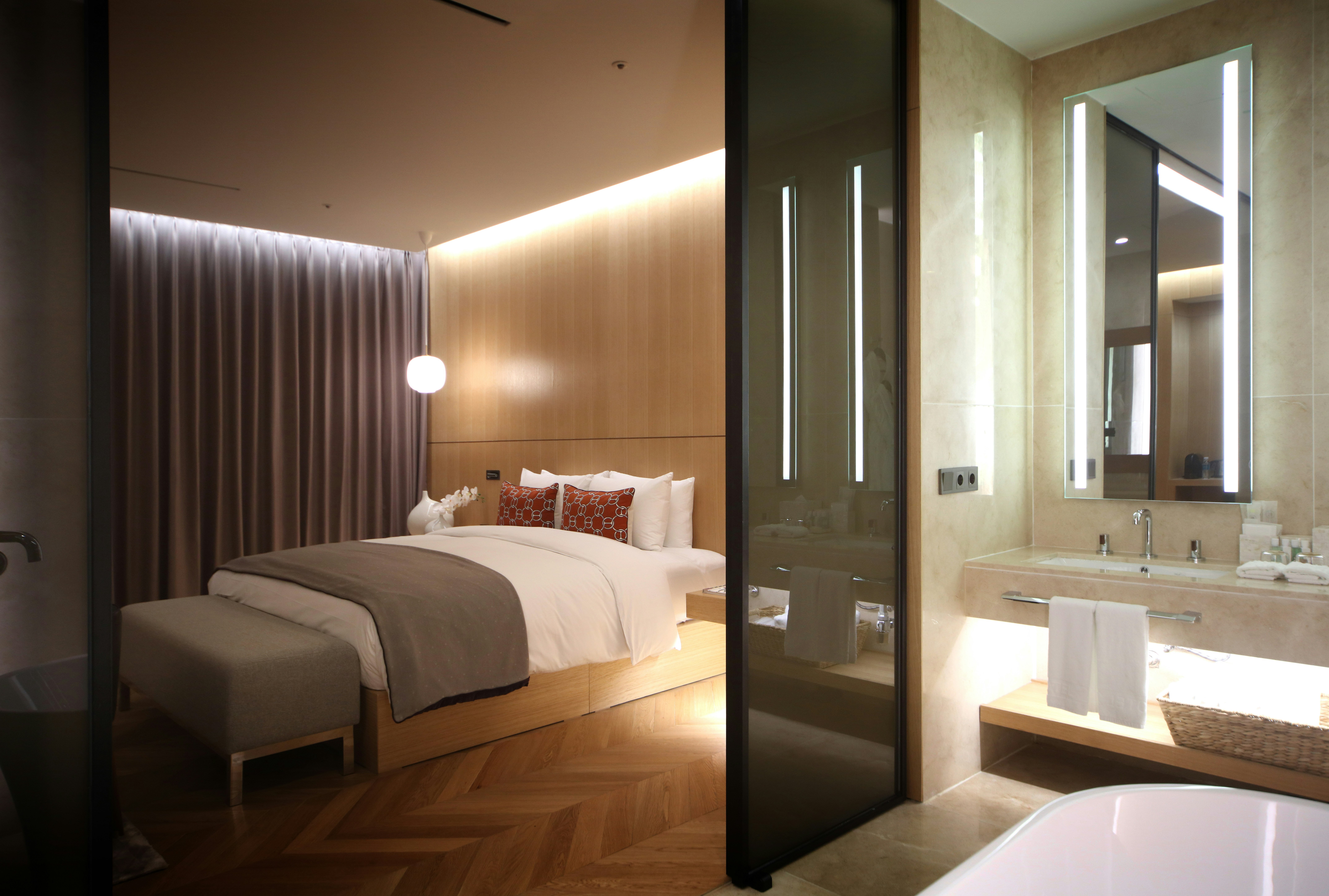 HOTEL 28 MYEONGDONG 35/36