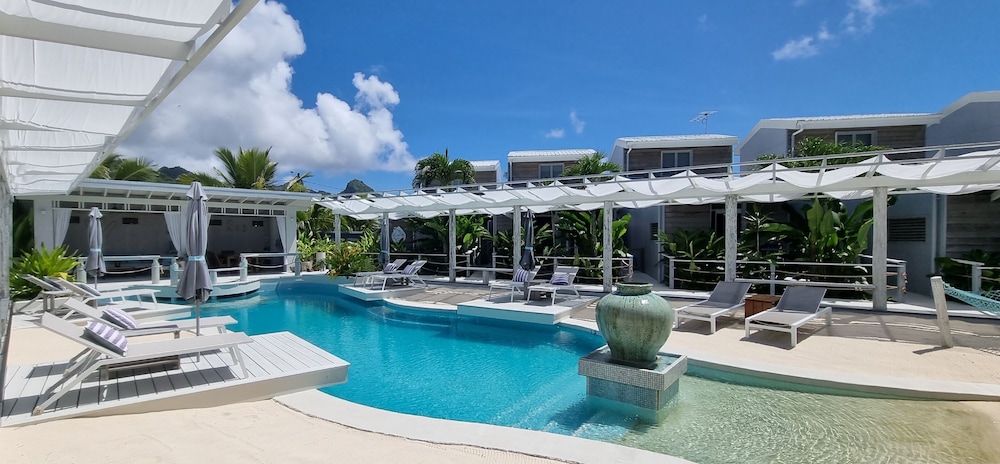 Ocean Escape Resort & Spa 45/48