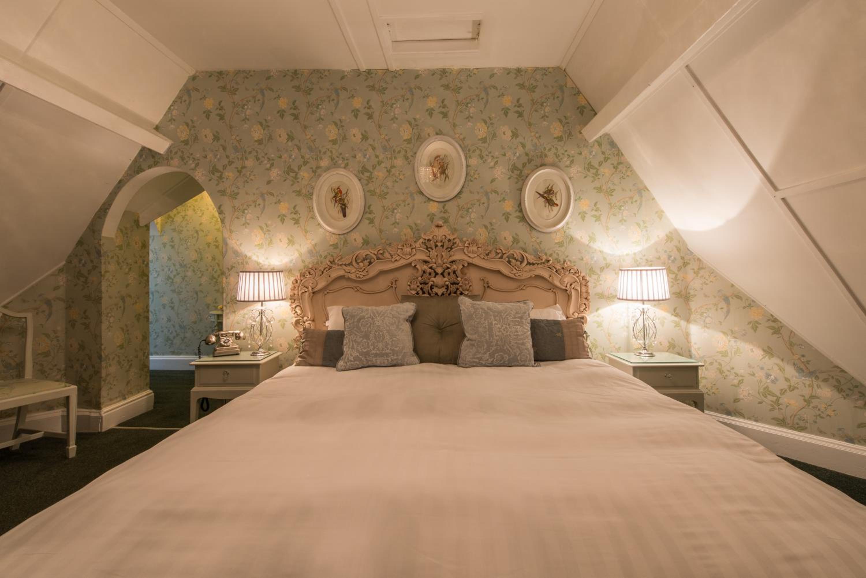 Maenan Abbey Hotel 9/44