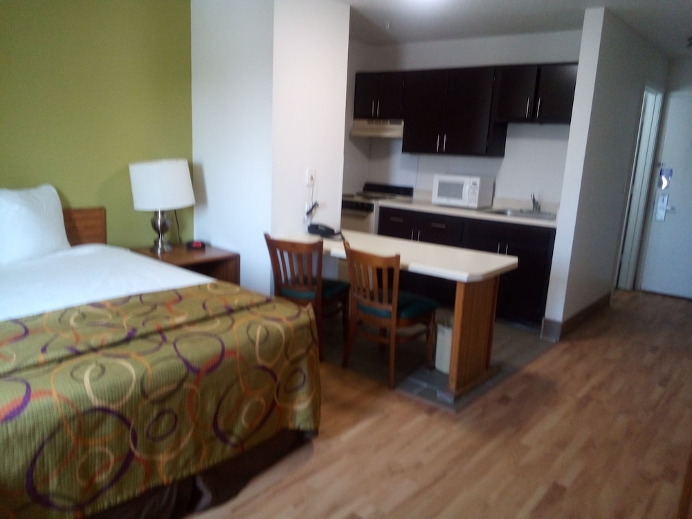 Welcome Suites Hazelwood Extended Stay Hotel 27/59