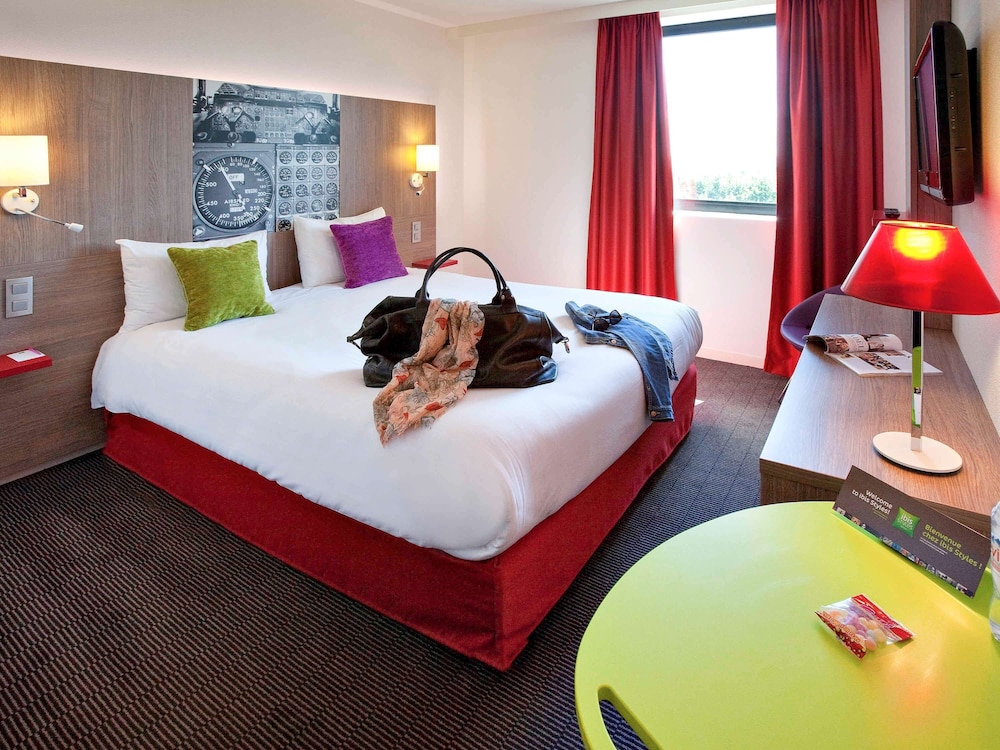 STANDARD, DOUBLE BED