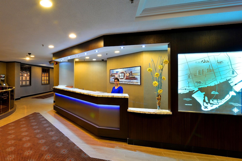 Best Western Plus Toronto Airport Hotel 6/38