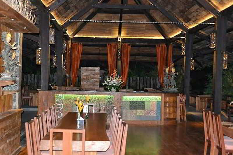 Hotel Puri Bambu 27/39