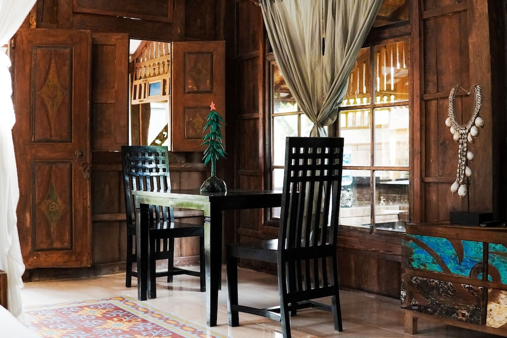 Antique Sentana Villa Ubud 23/34