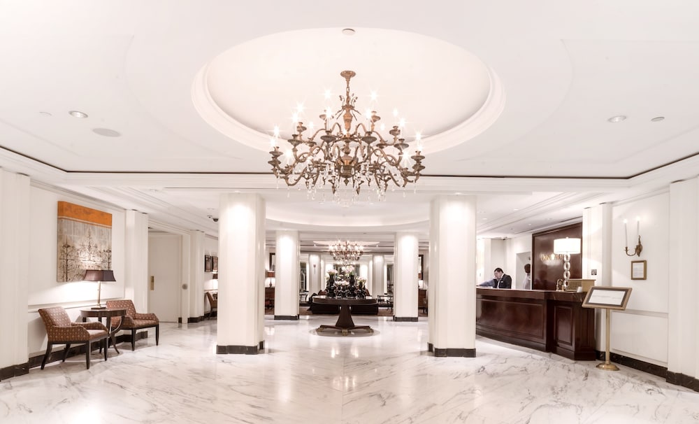 OMNI BERKSHIRE PLACE 6/62