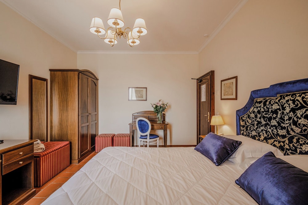 Villa Lecchi 10/50