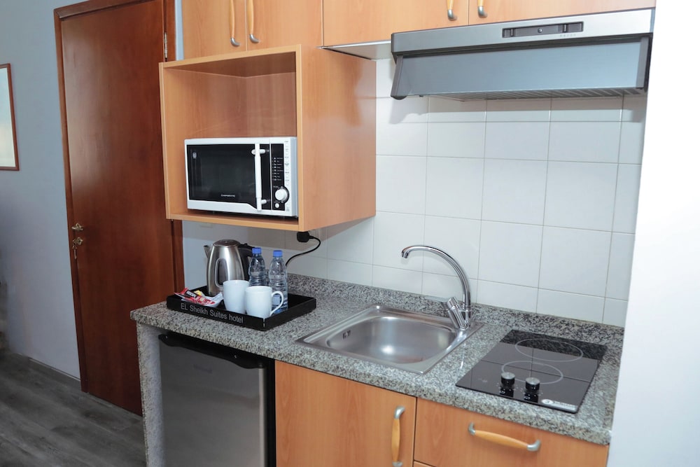 EL SHEIKH SUITES 60/60