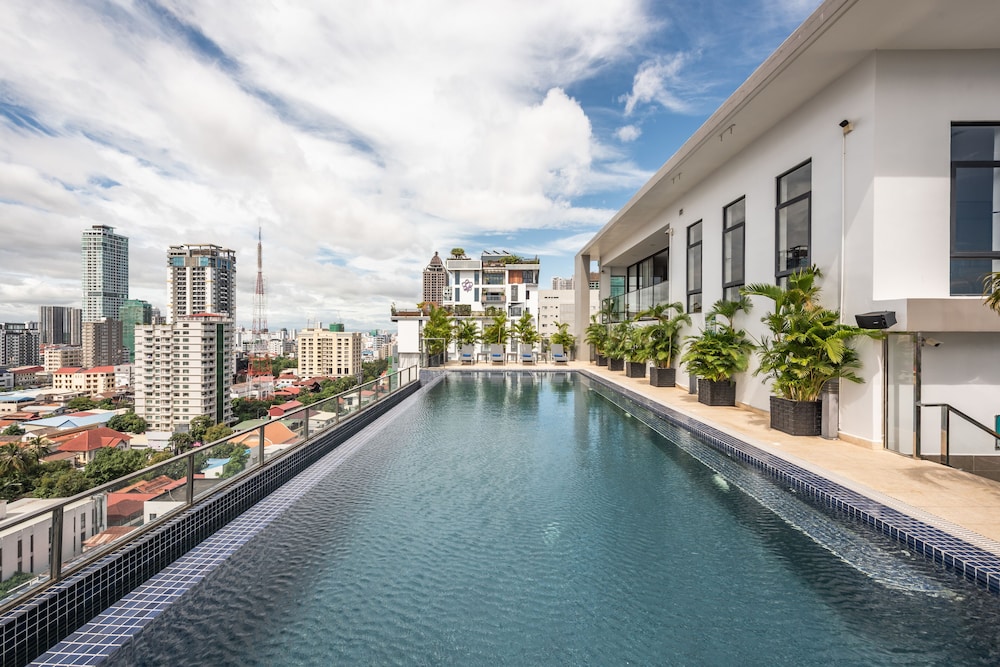 Mansion 51 Hotel & Apartment 60/67