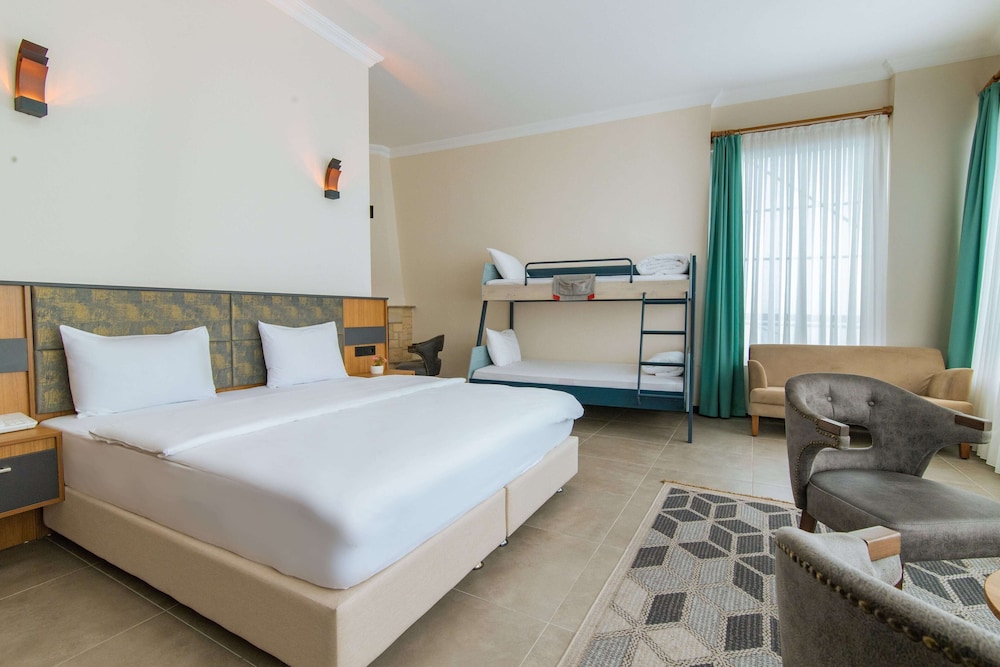 Fevzi Hoca Butik Hotel 17/47