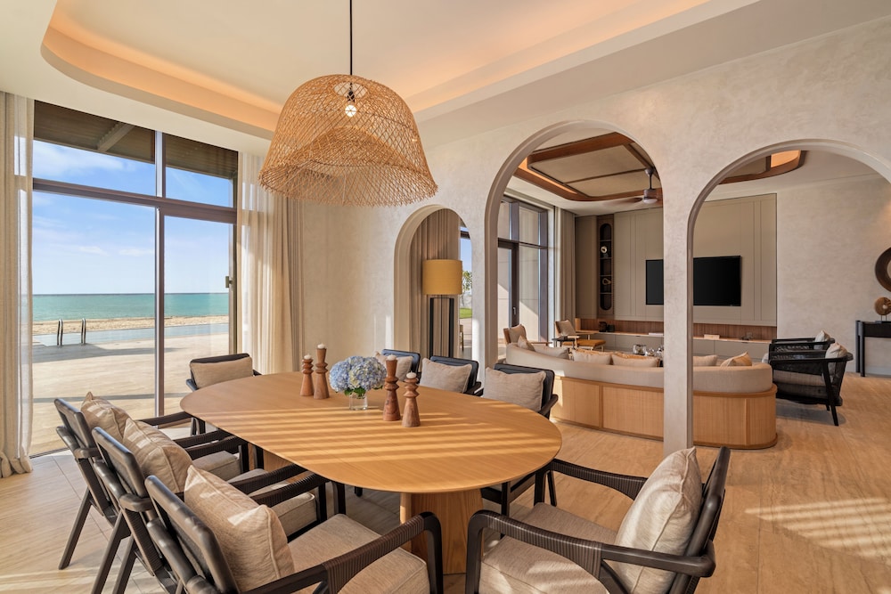 ريكسوس مورجانا(Rixos Murjana) 28/48