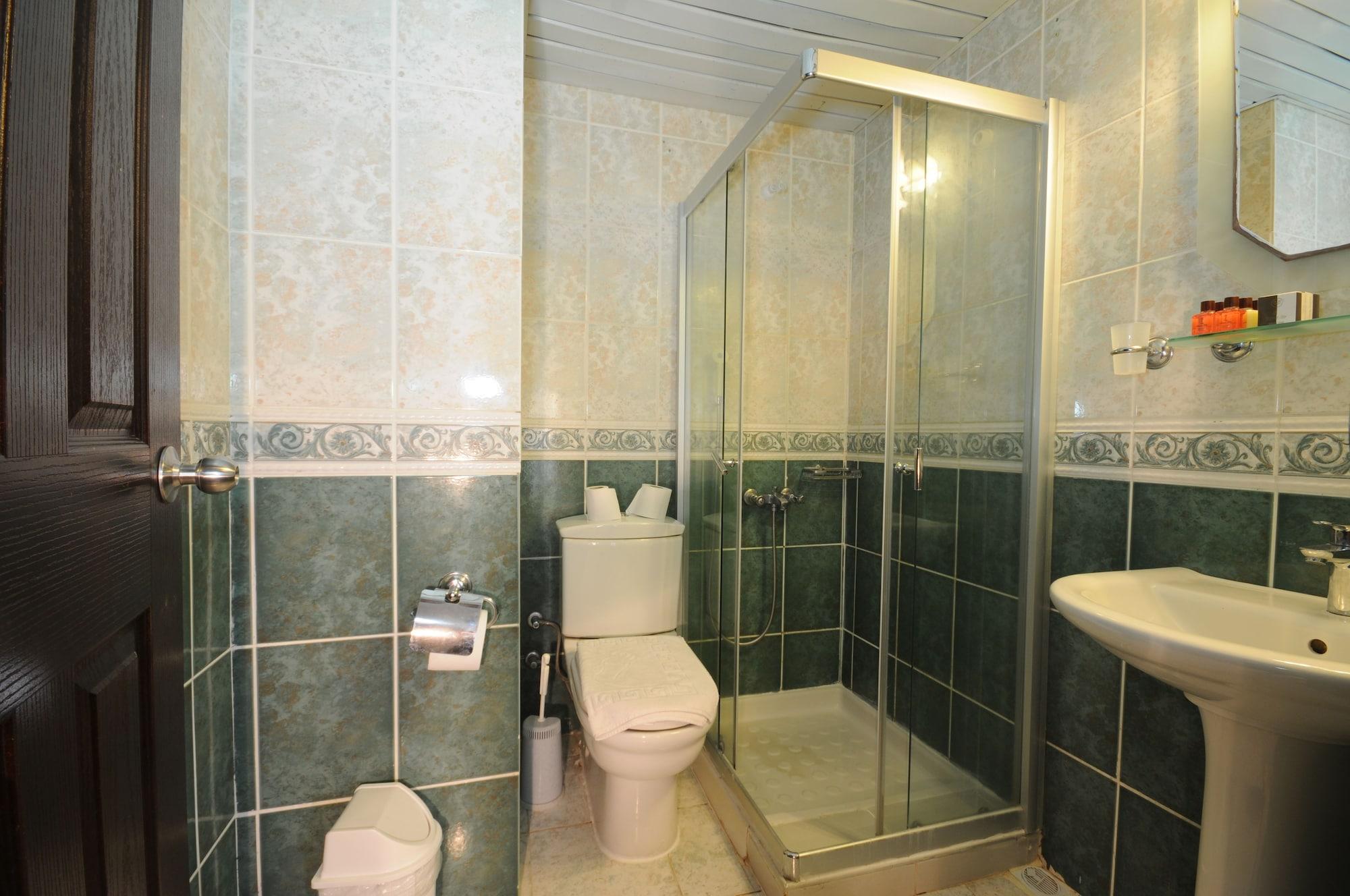 Mert Seaside Hotel 50/50