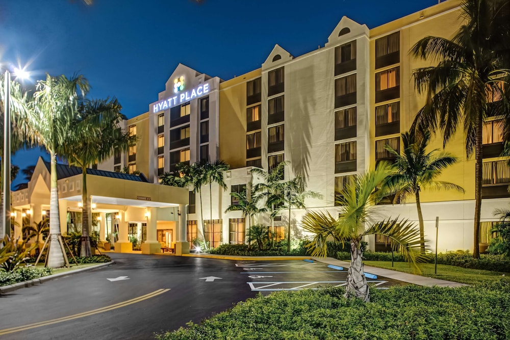 Hyatt Place Fort Lauderdale Cruise Port 38/47