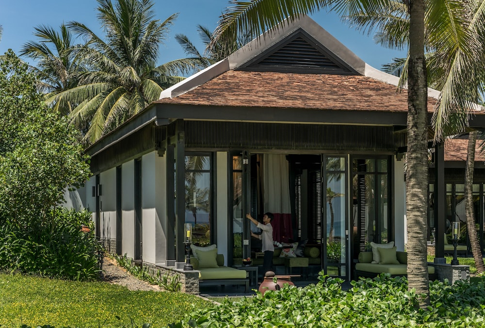 Four Seasons Resort The Nam Hai, Hoi An, Vietnam 9/72
