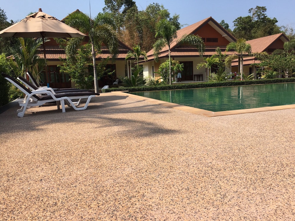 Oscar Villa Aonang Krabi 61/70