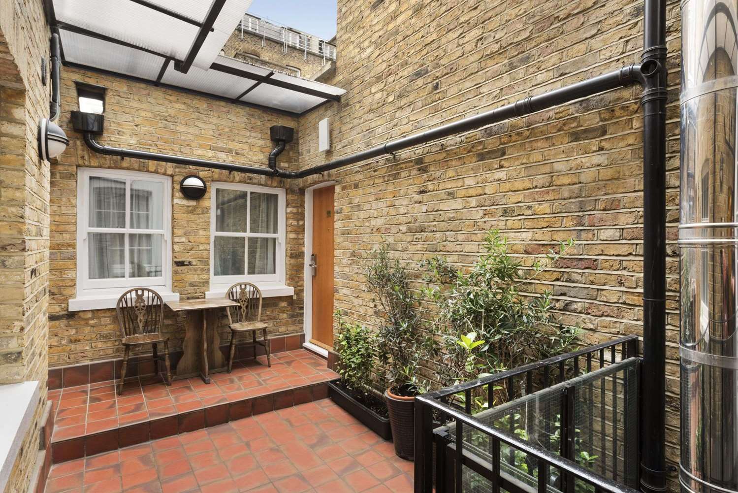 Days Inn by Wyndham London Hyde Park 17/28