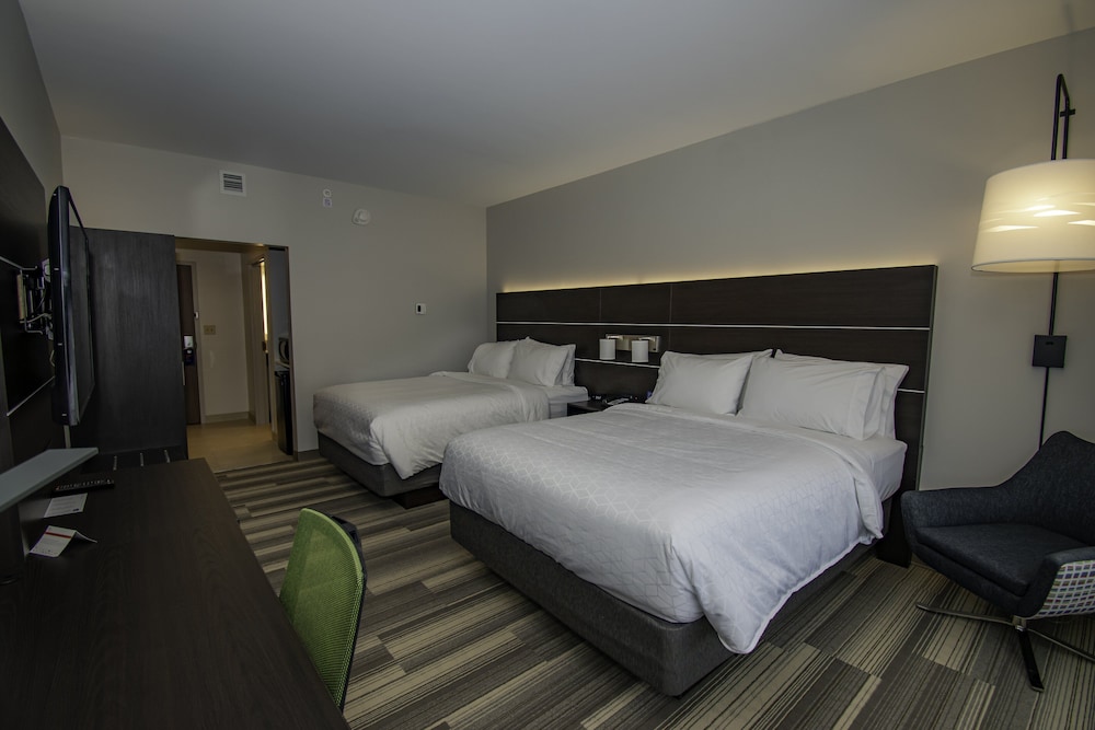 Holiday Inn Express & Suites Tonawanda - Buffalo Area 20/58