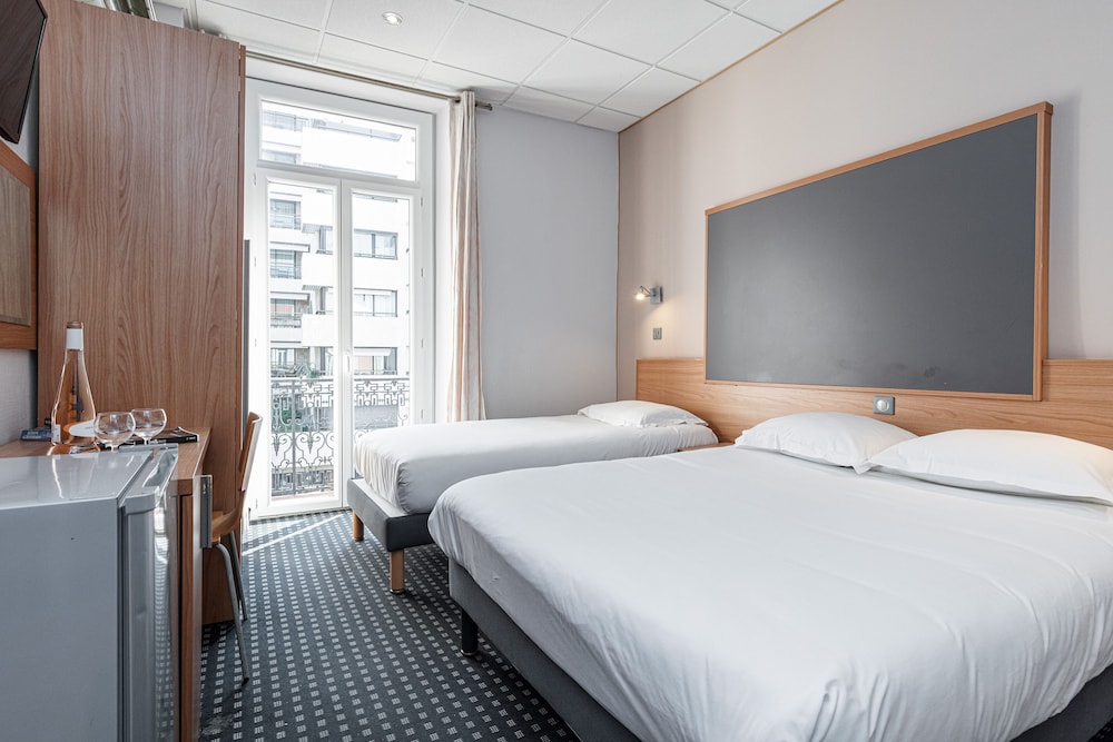 DELUXE, SUITE, SEA VIEW