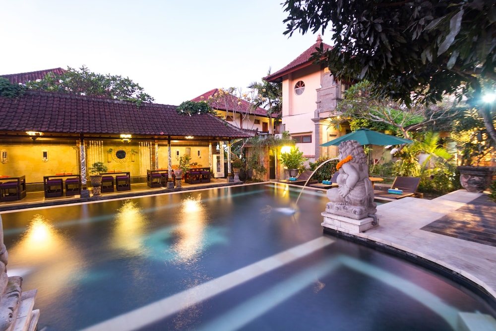 Ubud Aura Retreat Center 53/58