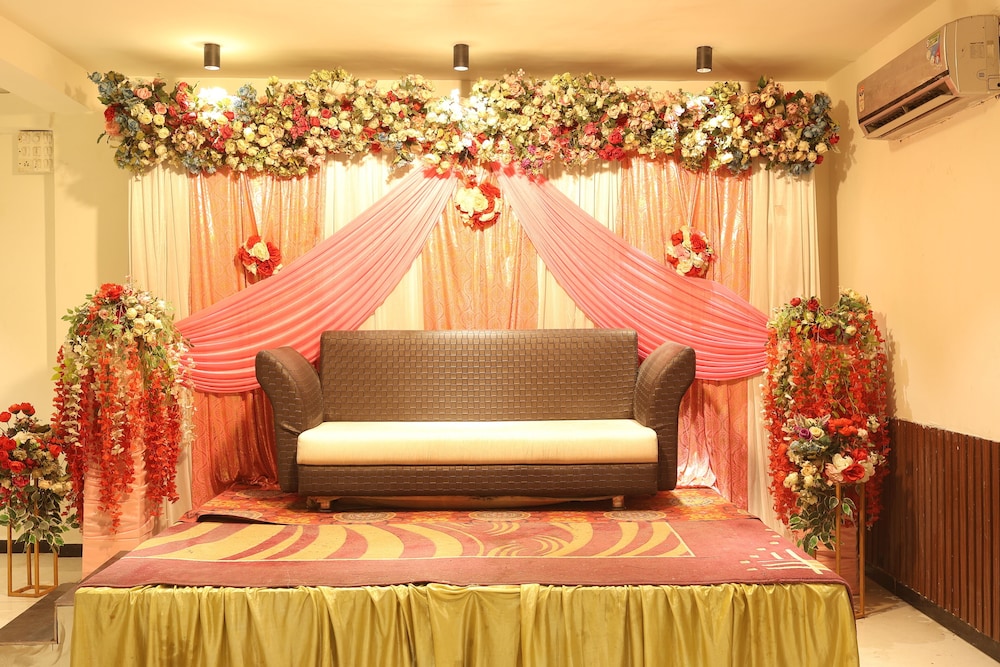 HOTEL SUDARSHAN PALACE 7/48
