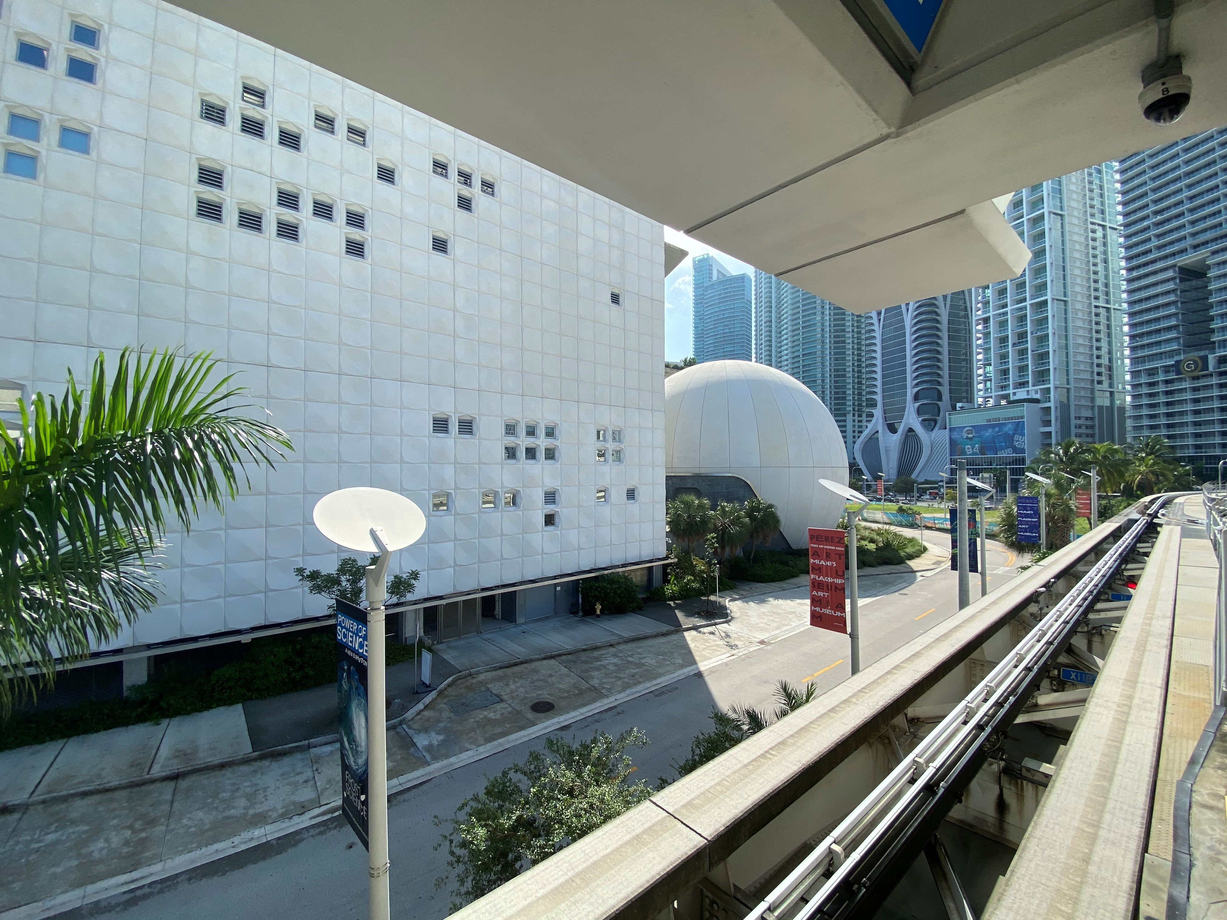 Hotel Indigo Miami Brickell 9/77
