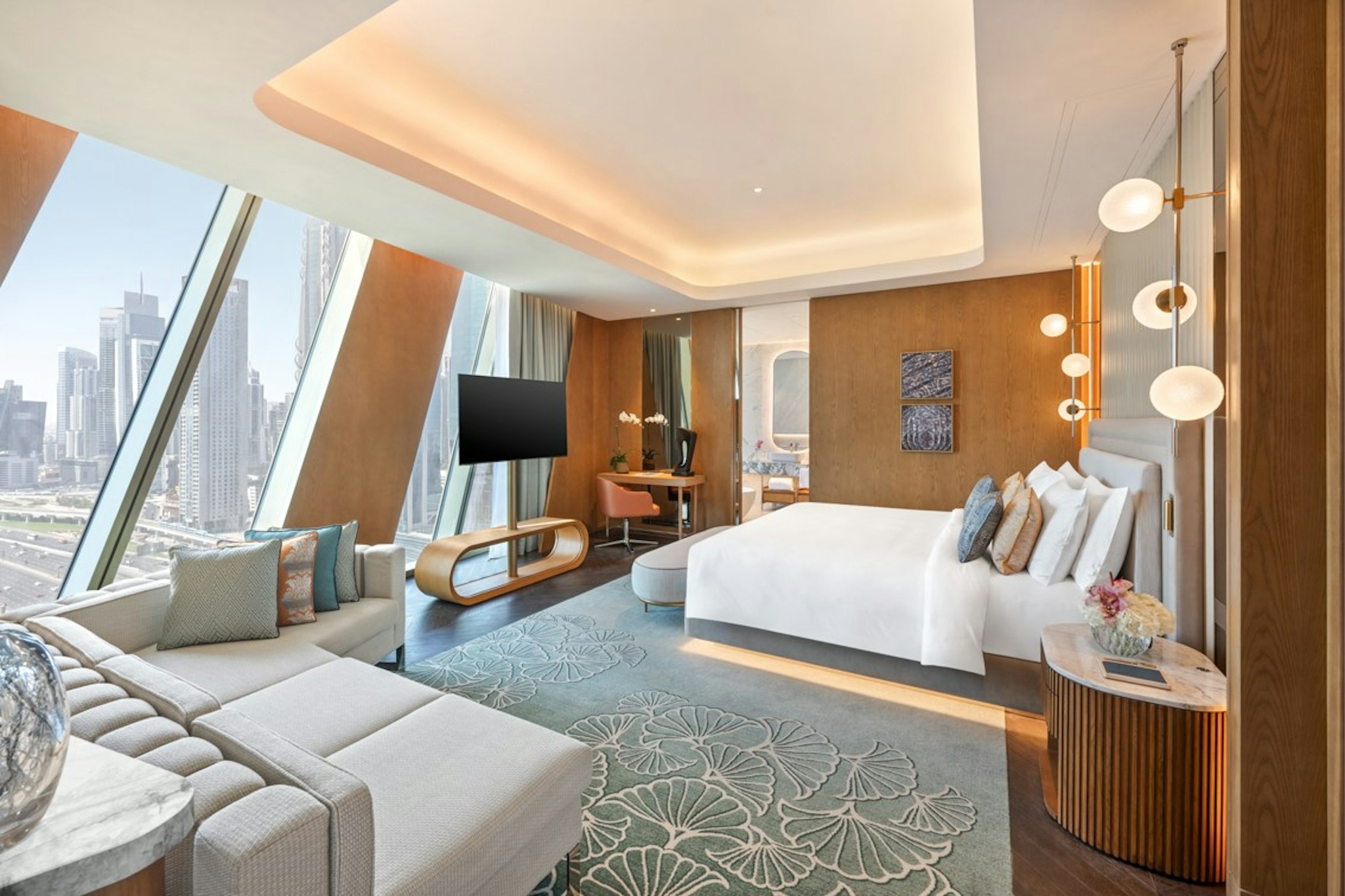 Mandarin, Twin Beds, City View