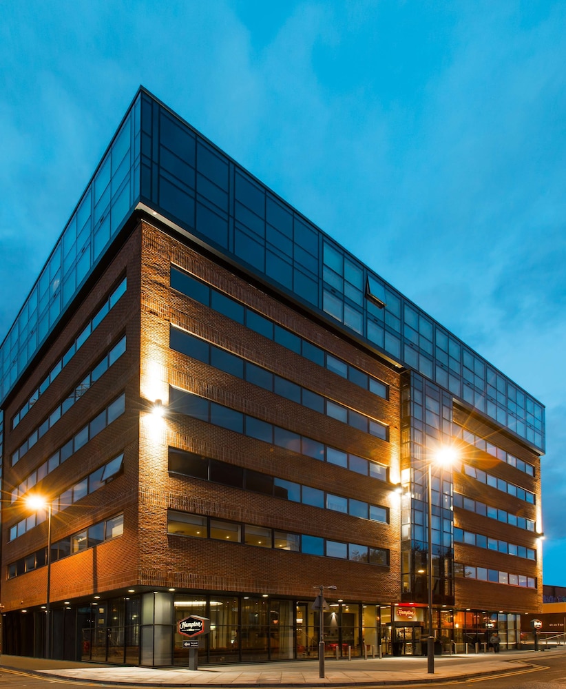 HAMPTON BY HILTON LIVERPOOL/CITY CENTRE 24/56