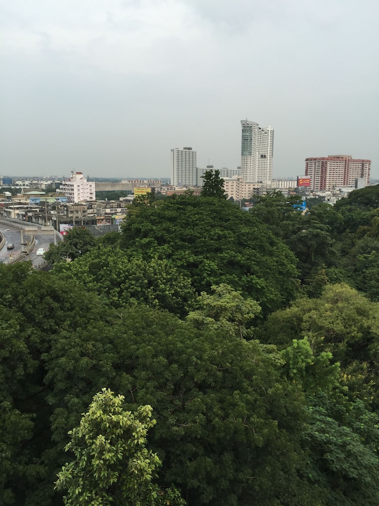 surroundings