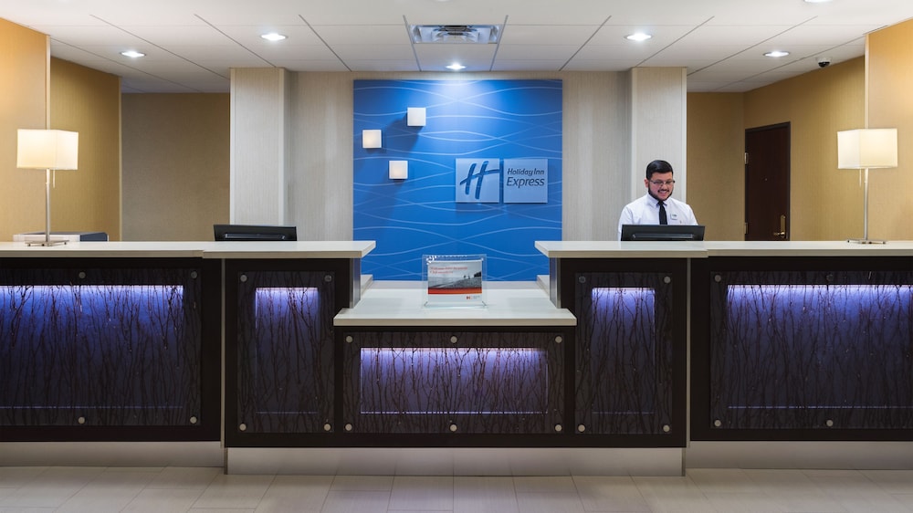 Holiday Inn Express Hotel And Suites Midland Loop 250 9/71