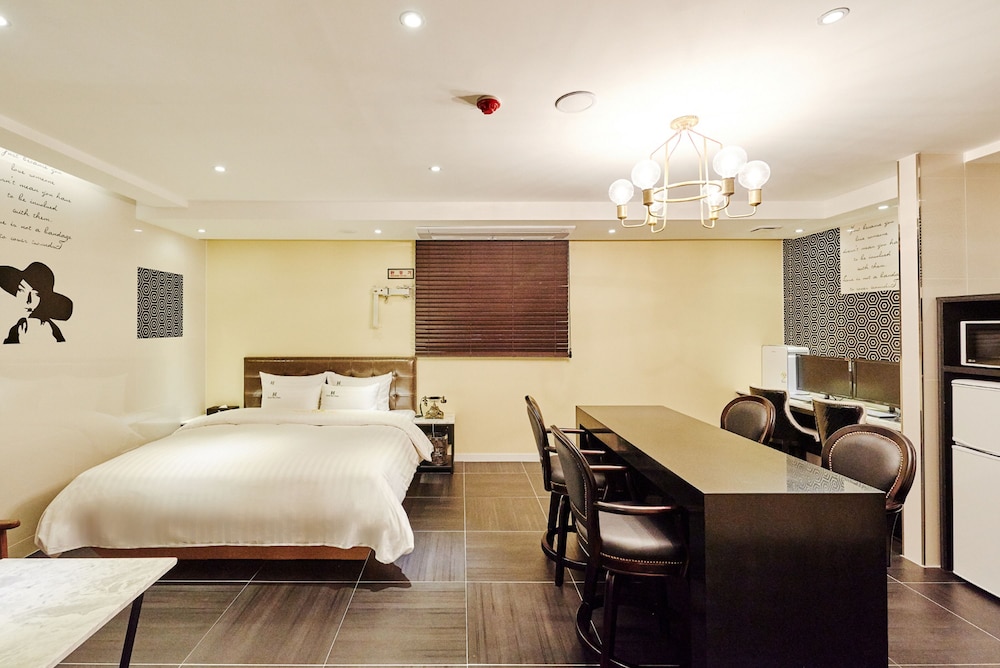 Hotel The Class 21/45