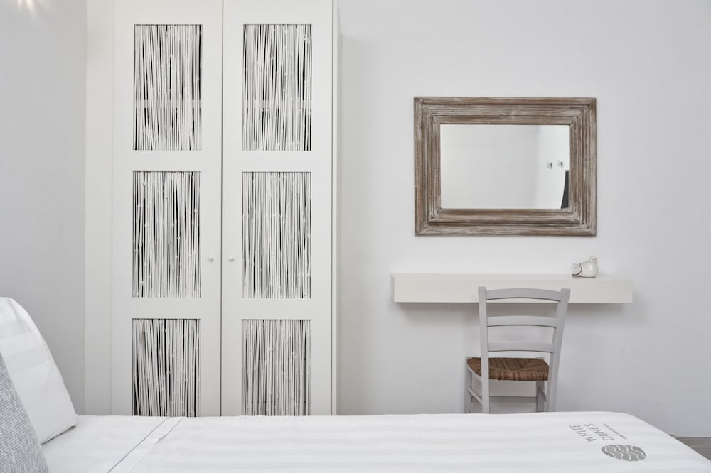 White Dunes Luxury Suites 14/50