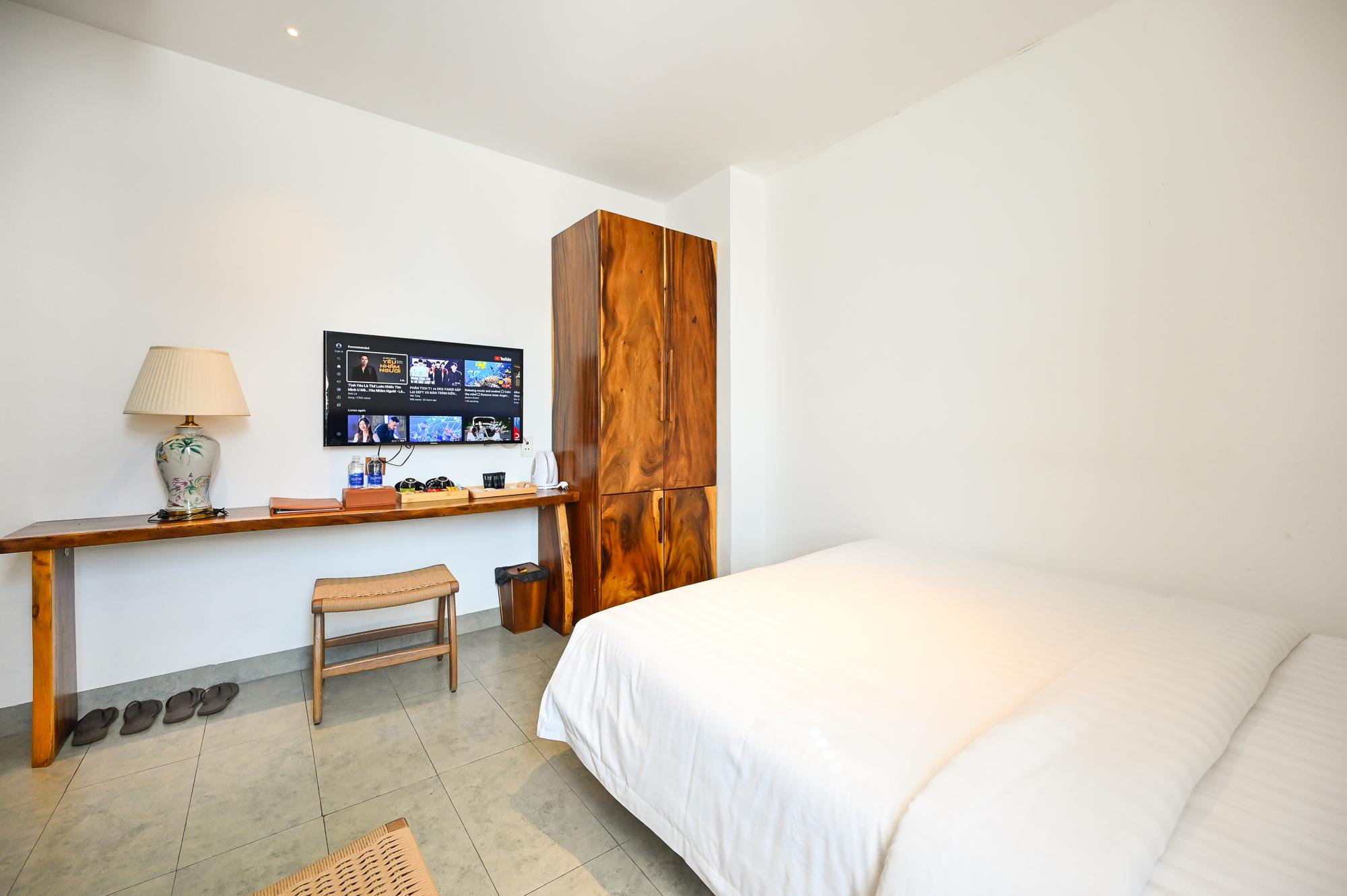 Deluxe, Double Bed
