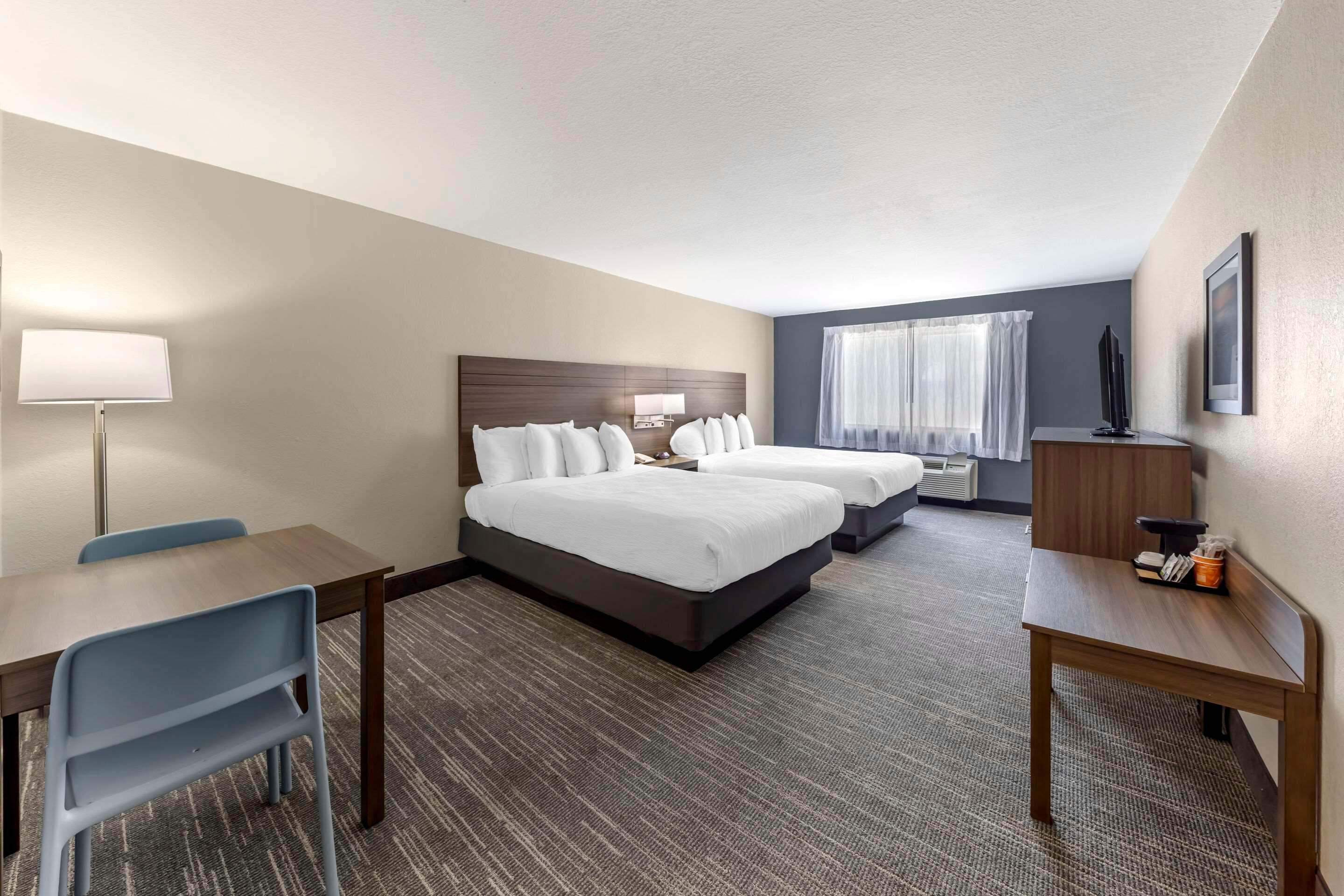 Suite, 2 Queen Beds