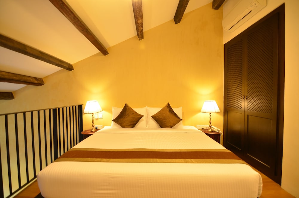 Spices Hotel 6/33